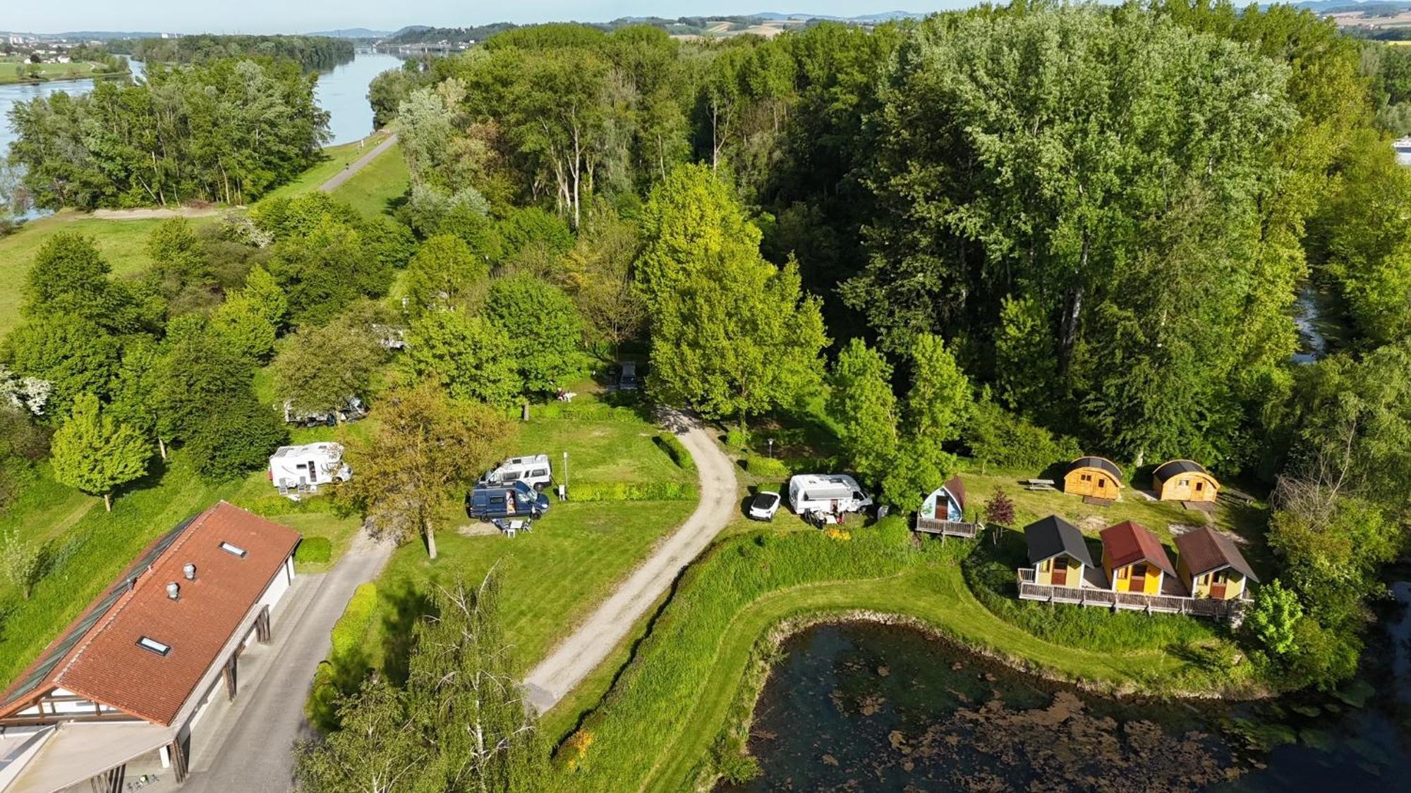 多瑙河河畔露营地及旅馆 Au an der Donau 外观 照片